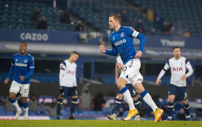 回顾孔蒂和 回顾孔蒂和