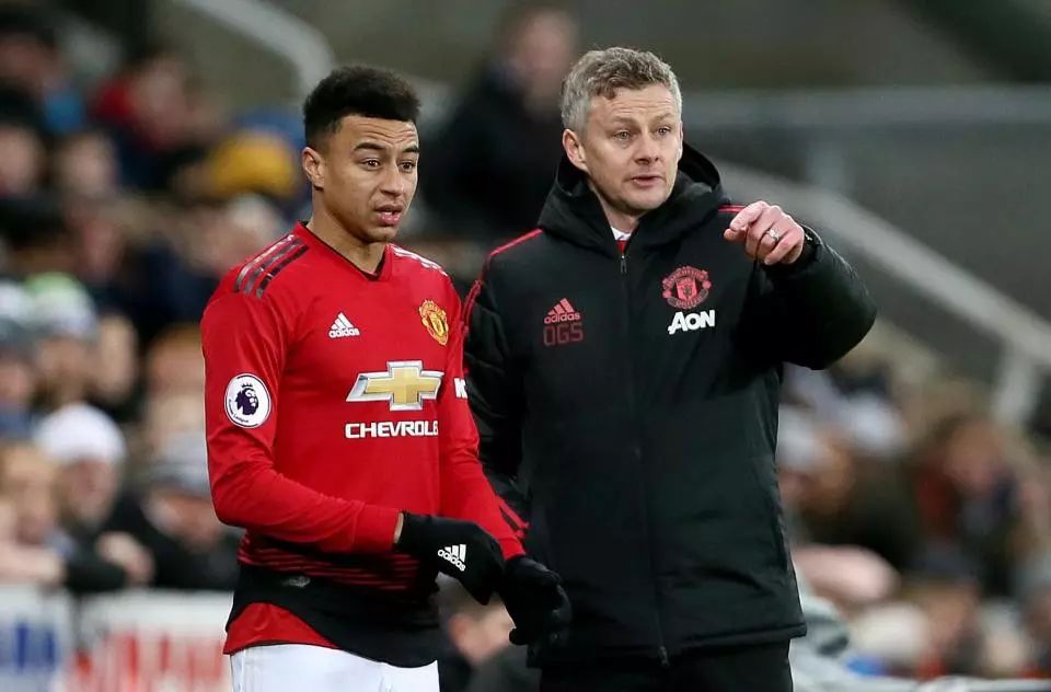 因伤缺席 因伤缺席